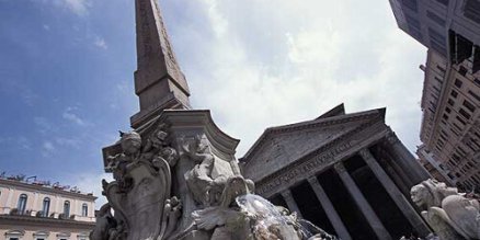 squares of rome